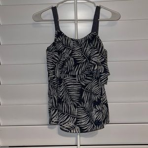 Leaf Pattern Tank Top